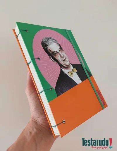 cuaderno copta Testarudo con tapa de Lacan, otra vista