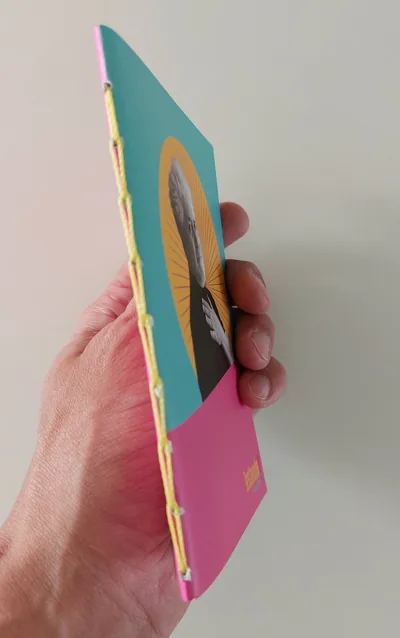 libreta Testarudo con tapa de Pedro Almodóvar, otra vista