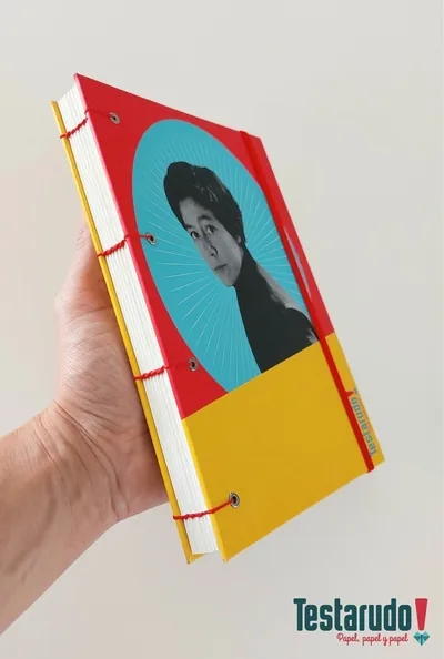 cuaderno copta Testarudo con tapa de Pizarnik, otra vista