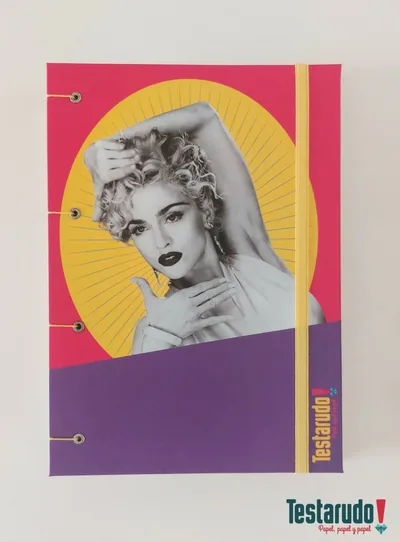 cuaderno copta Testarudo con tapa de Madonna, vista frontal