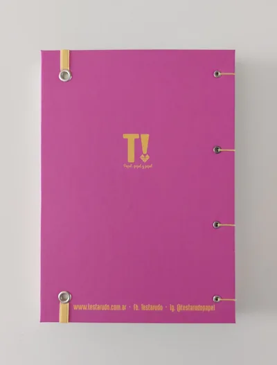 cuaderno copta Testarudo con tapa de Salvador Dalí, otra vista