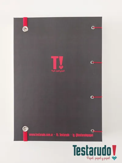 cuaderno copta Testarudo con tapa de Marx, otra vista